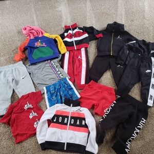 Toddler clothes size 2T